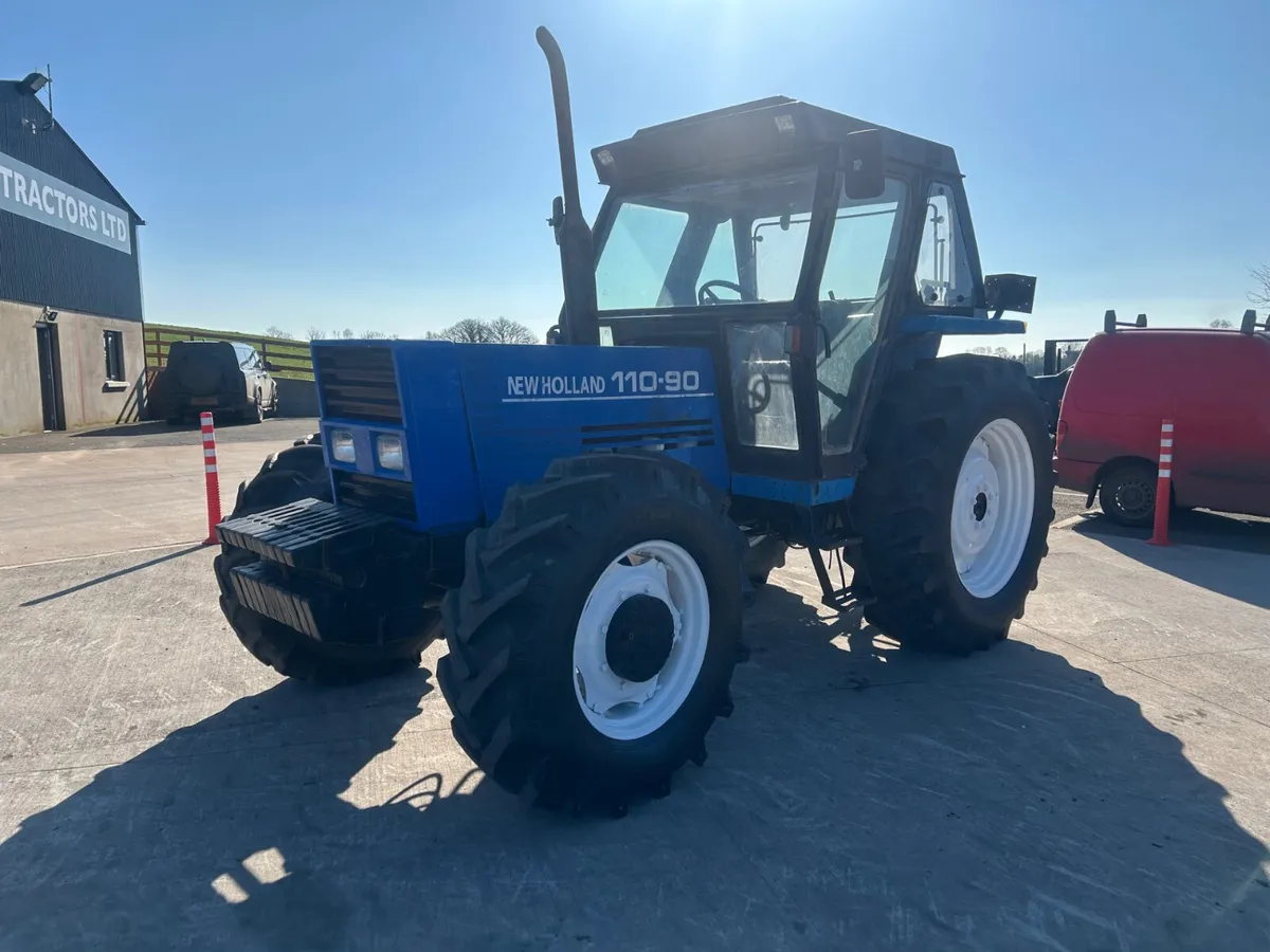 2004 New Holland 110-90 4x4 - Image 3