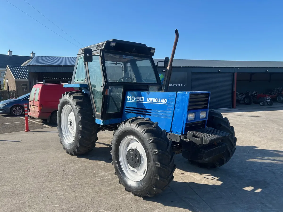 2004 New Holland 110-90 4x4 - Image 2
