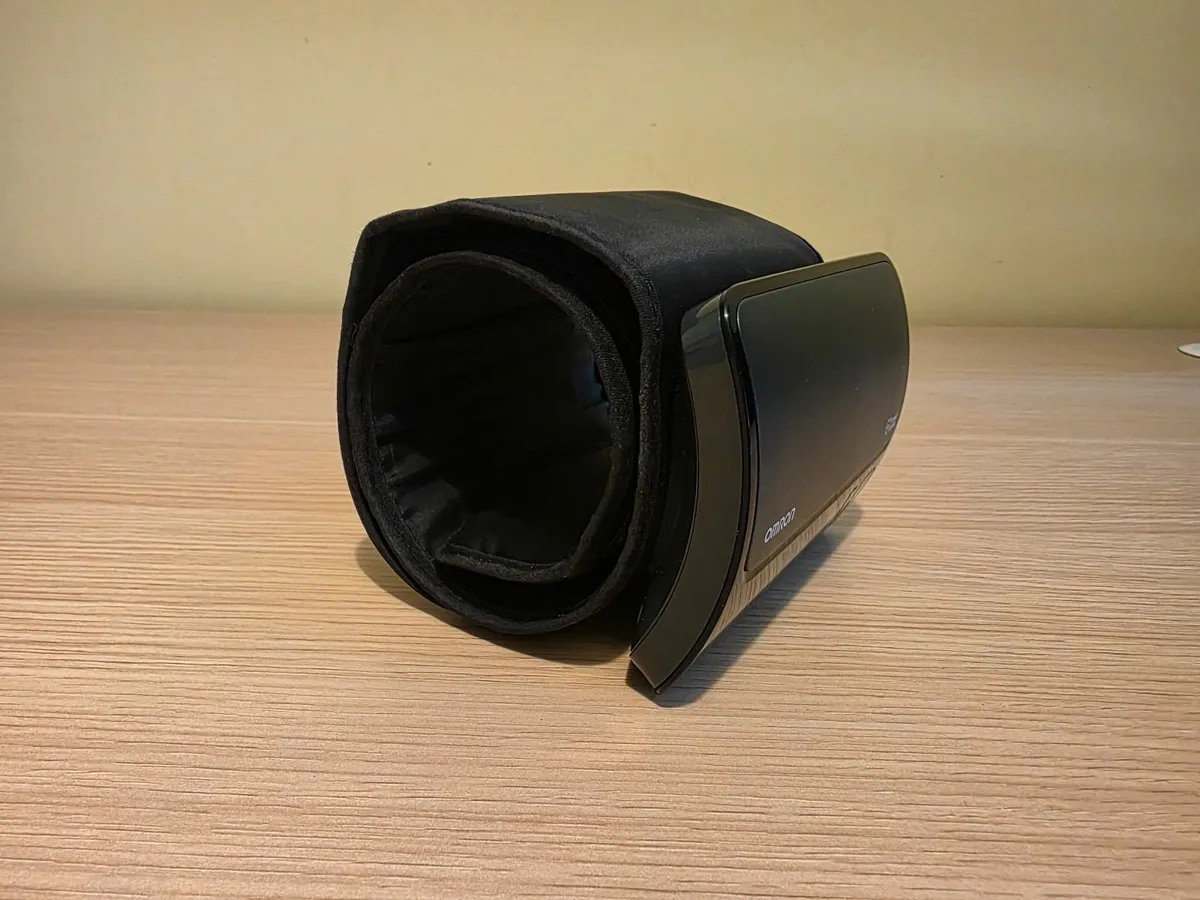OMRON EVOLV - Wireless Blood Pressure Monitor - Image 3