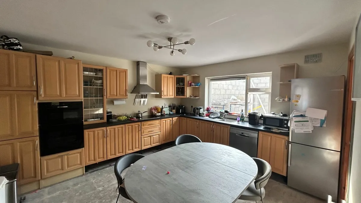 kitchen units and  Appliances - Image 2