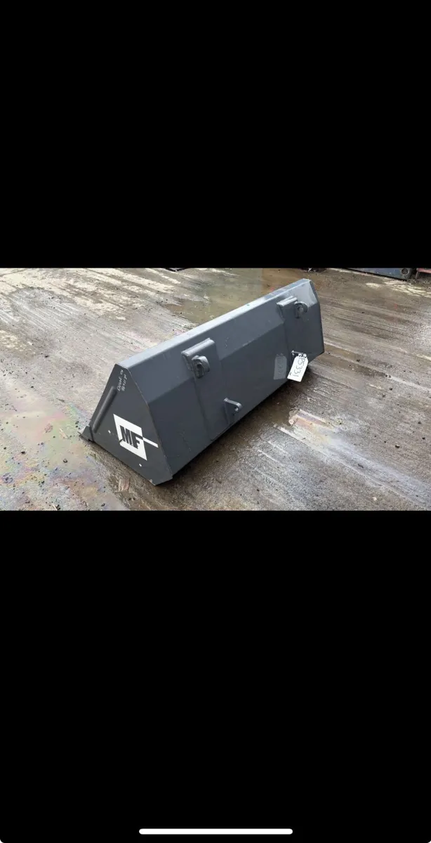 5Ft 8" MF Bucket Euro Brackets - Image 3