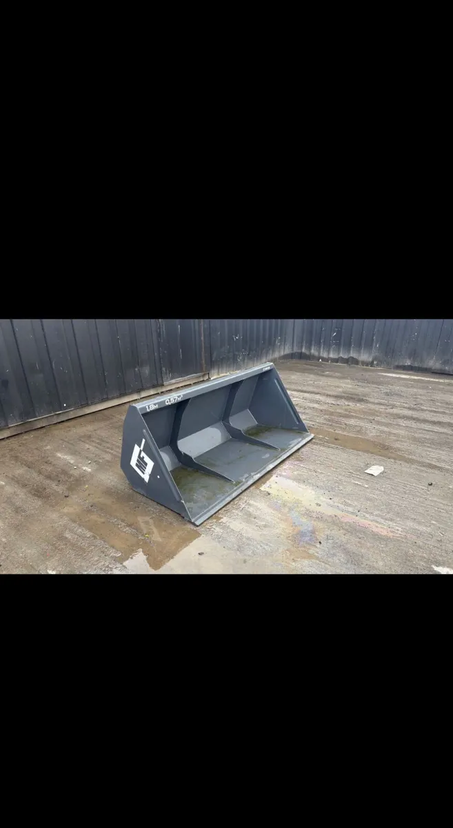 5Ft 8" MF Bucket Euro Brackets - Image 1