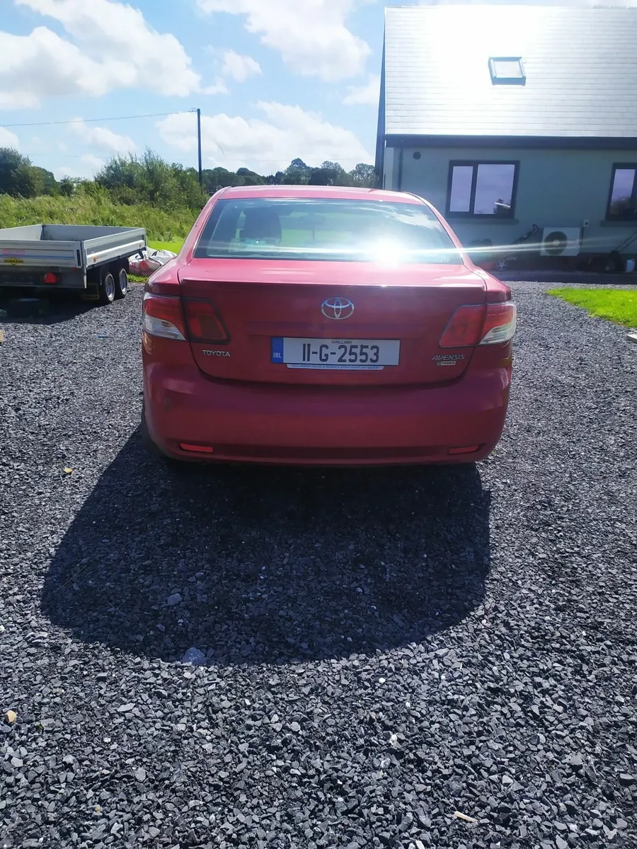 Toyota Avensis 2011 - Image 3