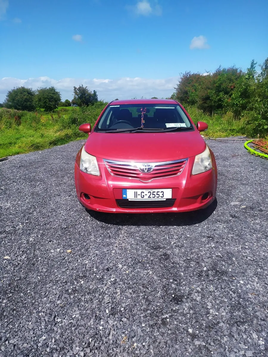 Toyota Avensis 2011 - Image 4