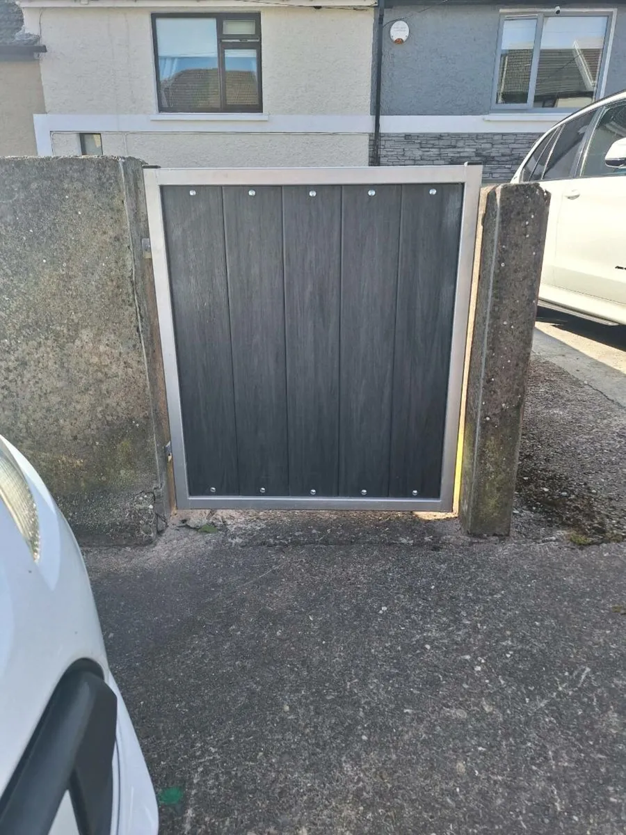 Composite Side gates/driveway gates - Image 4