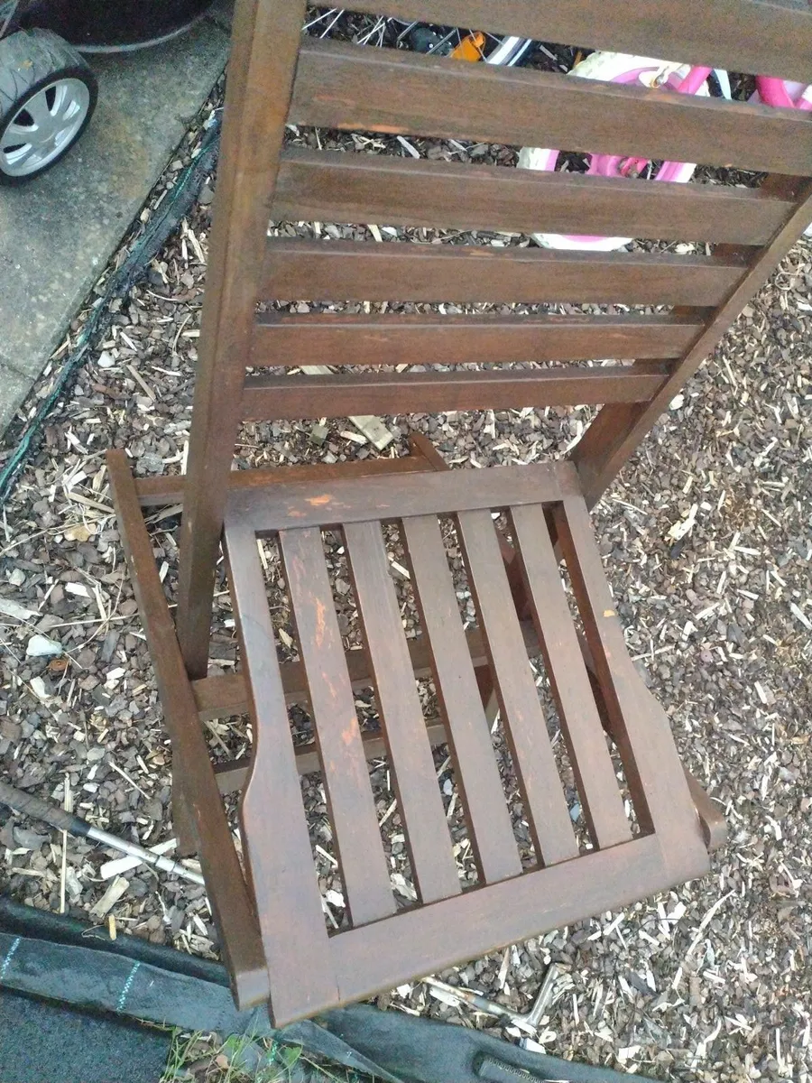 2 heavy Foldup wooden garden/patio chairs - Image 3