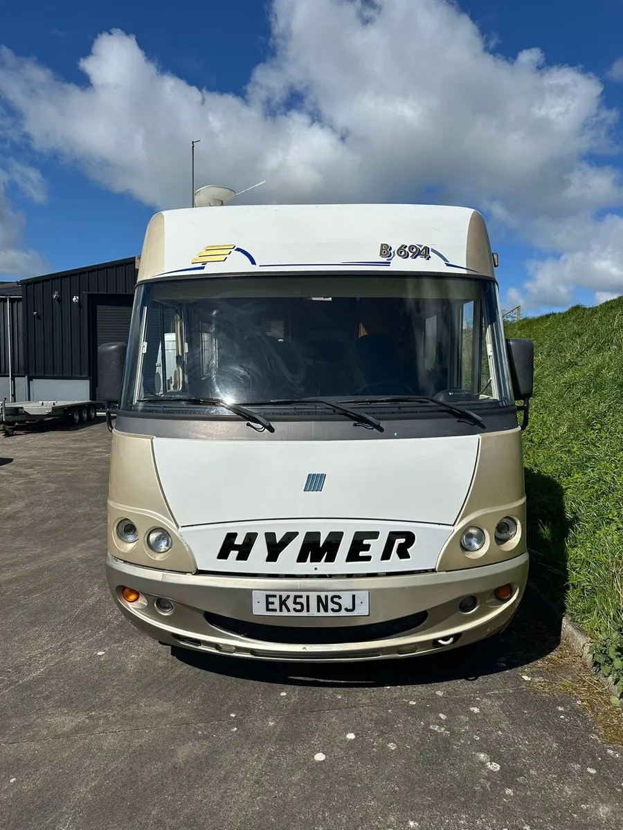 Hymer b694 Motorhome - Image 3