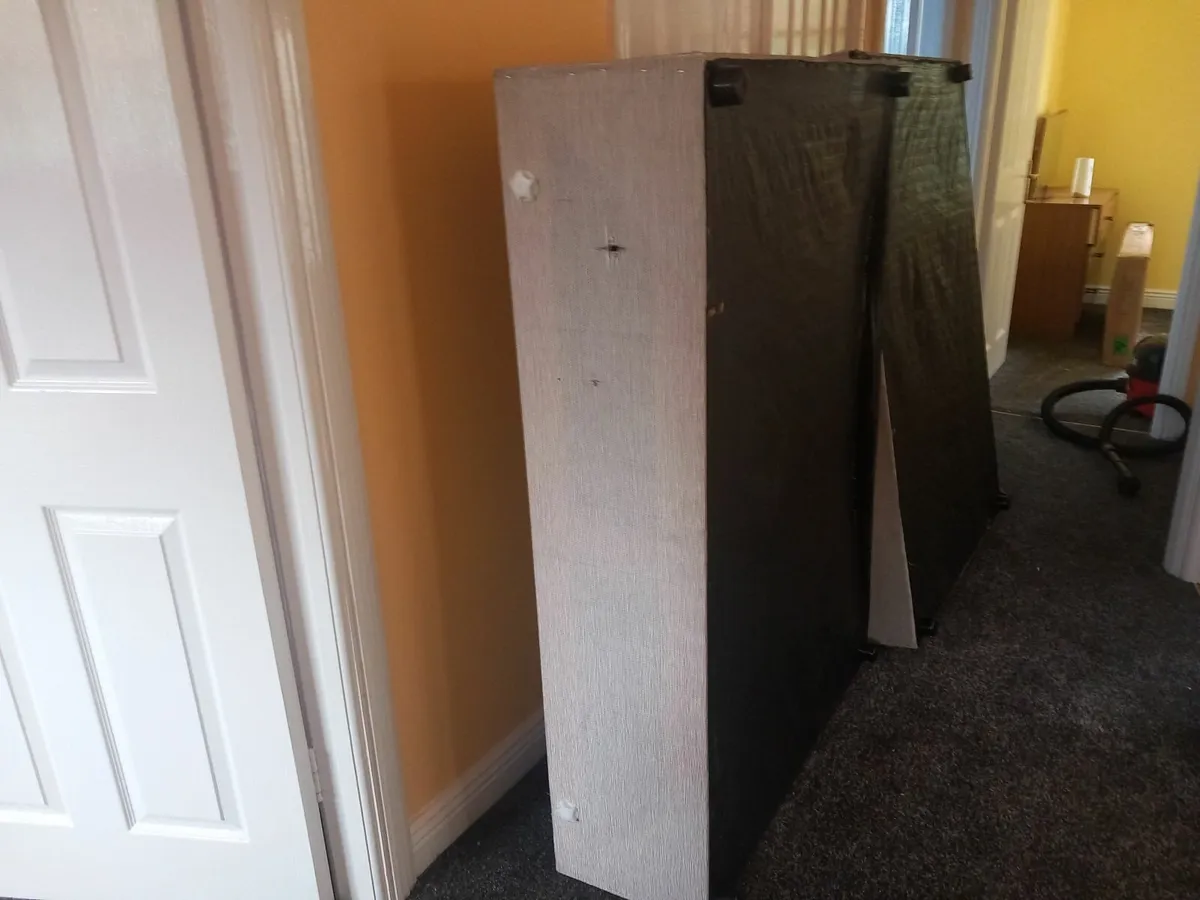 Free free Mattress and bed - Image 4