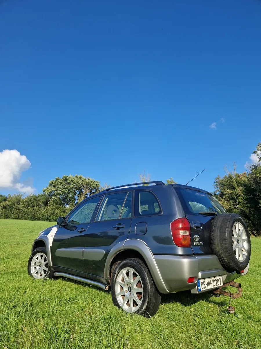 Toyota RAV4 2005 - Image 3
