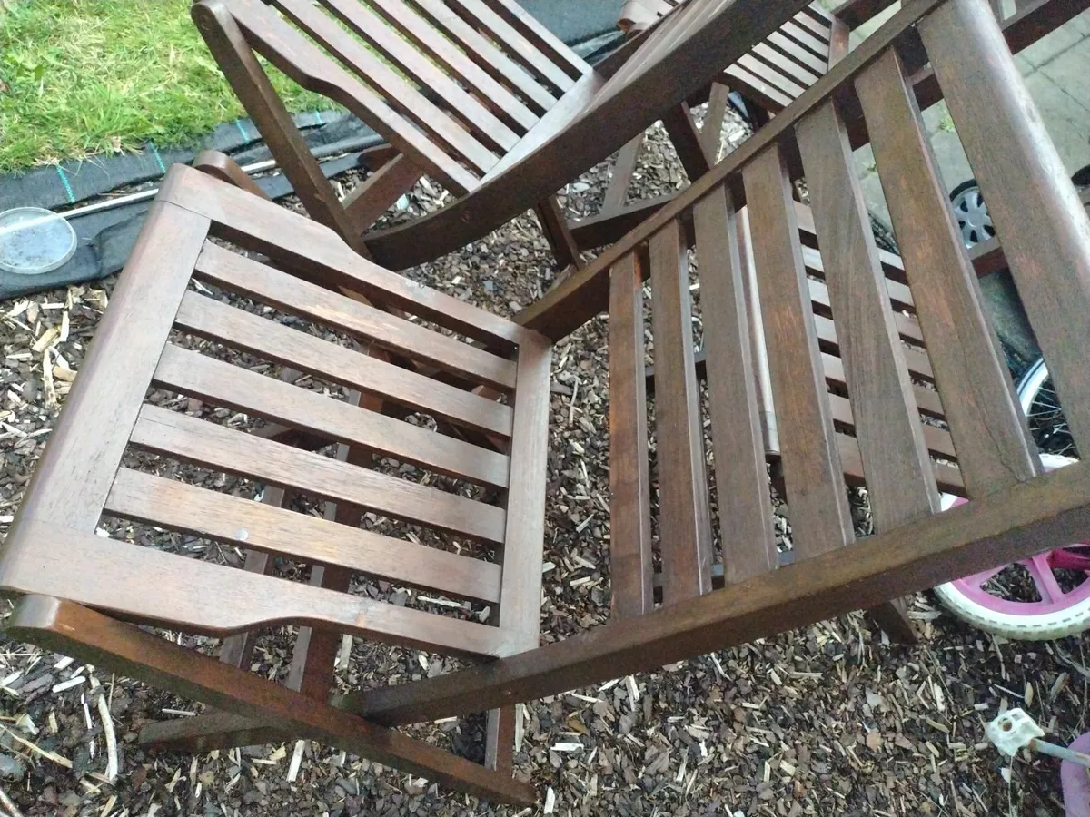 2 heavy Foldup wooden garden/patio chairs - Image 1
