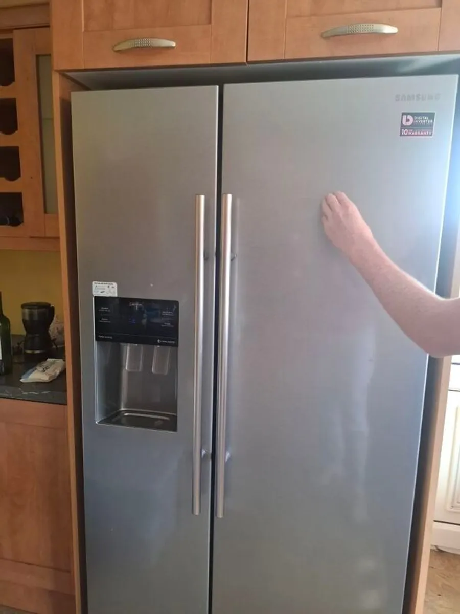Samsung WHIT USA fridge freezer - Image 3