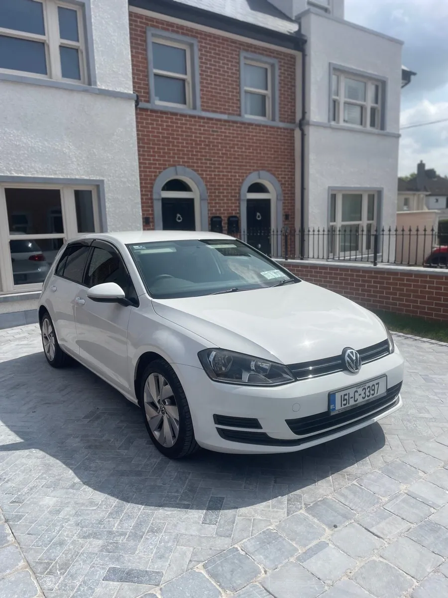 Volkswagen golf 1.6 diesel 2015 - Image 1