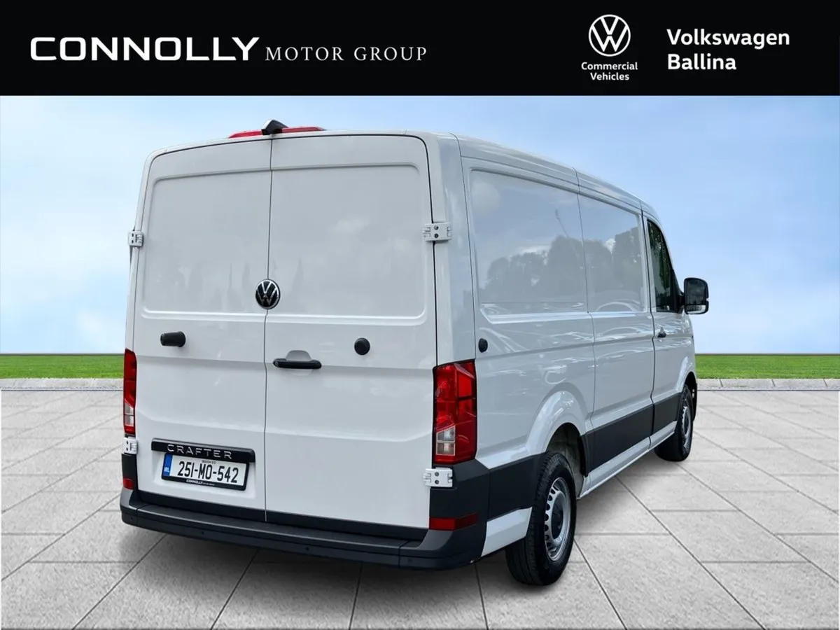 Volkswagen Crafter Crafter H 30 MWB 140BHP M6F - Image 3