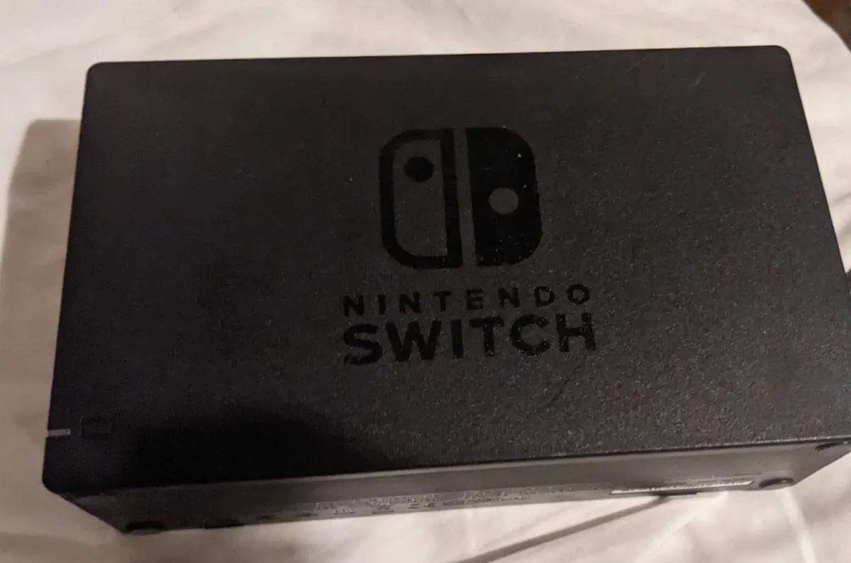 Nintendo Switch - Image 2