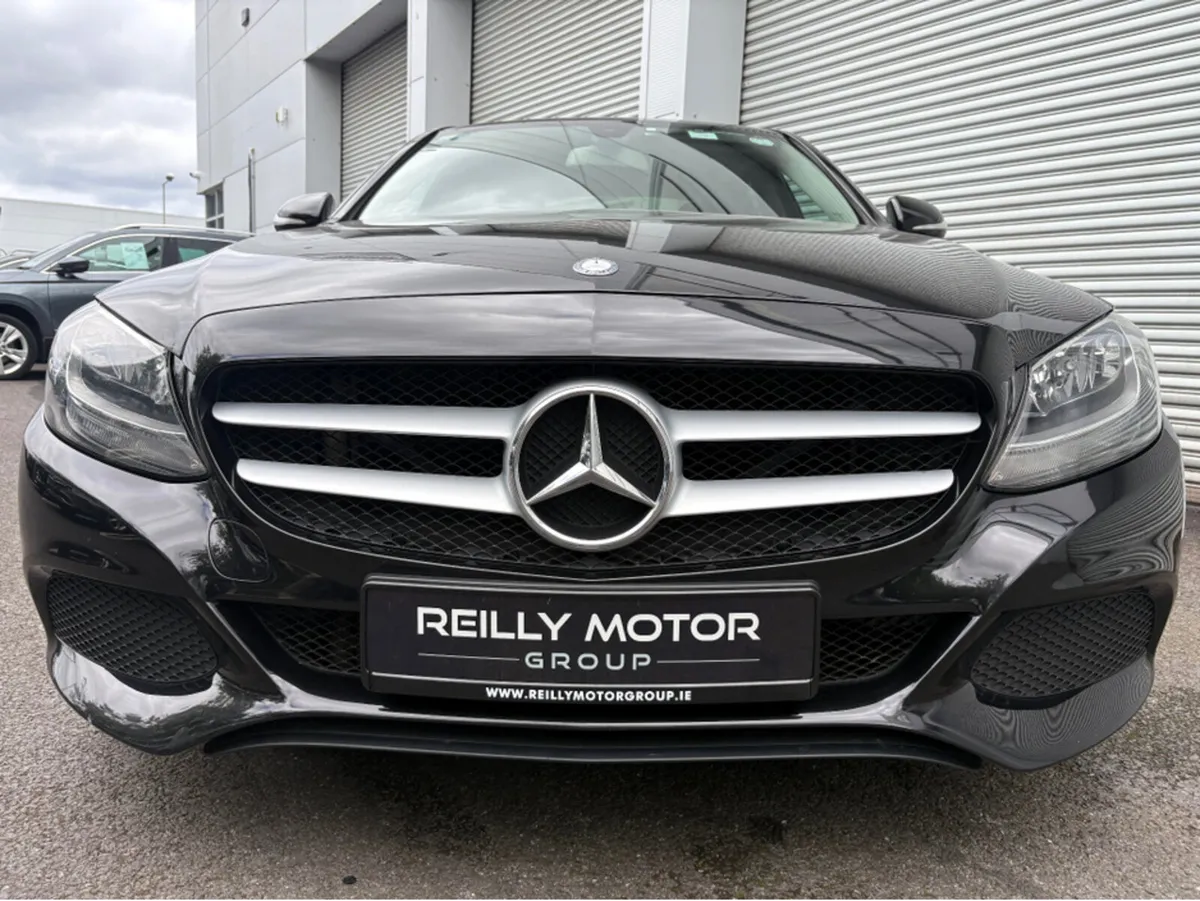 Mercedes-Benz C-Class C SERIES SE EXECUTIVE 4DR AU - Image 2