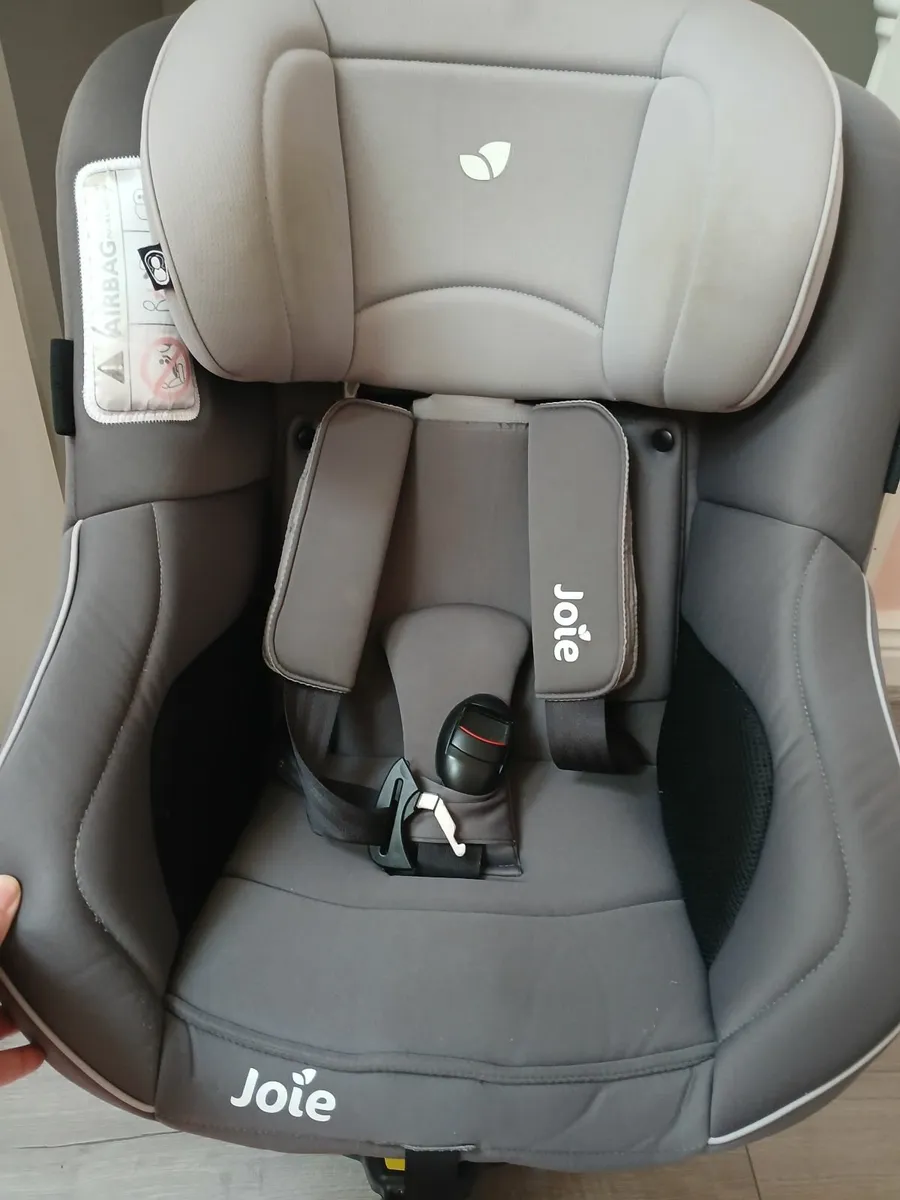 Joie 360 spin carseat - Image 2