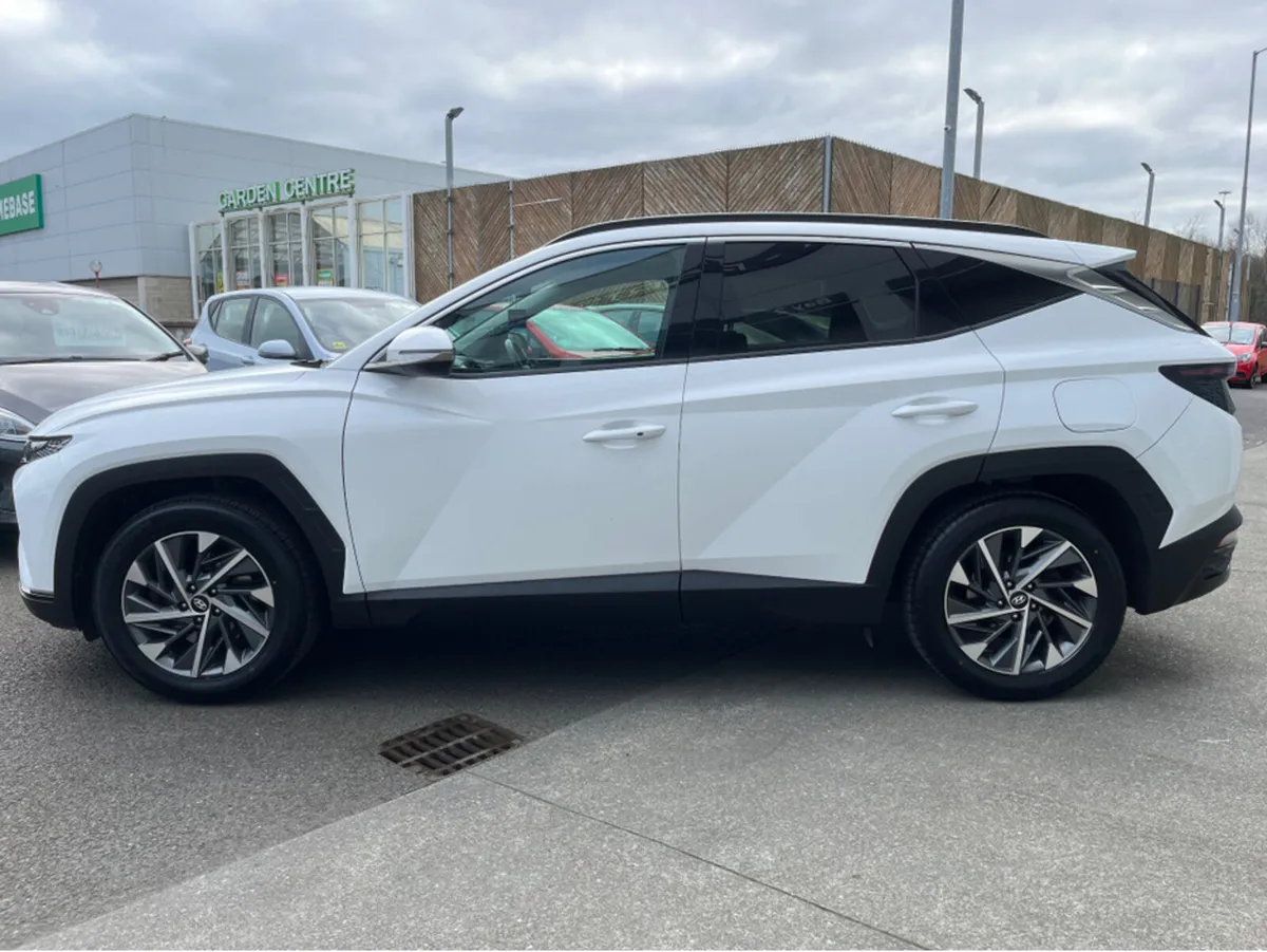 Hyundai Tucson 1.6 DIESEL EXECUTIVE PLUS - Image 4