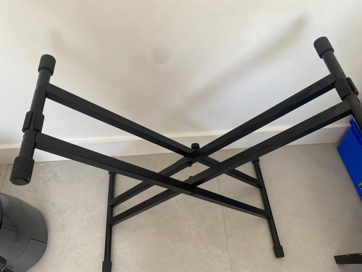 Roland GO.PIANO -GO 61 p  + Stand - Image 3