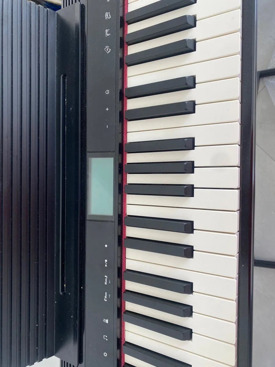 Roland GO.PIANO -GO 61 p  + Stand - Image 2