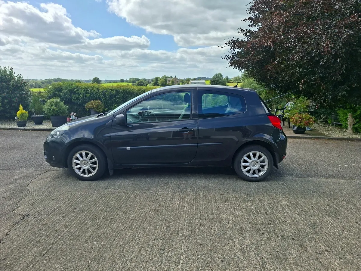 Renault Clio 2010 - Image 3