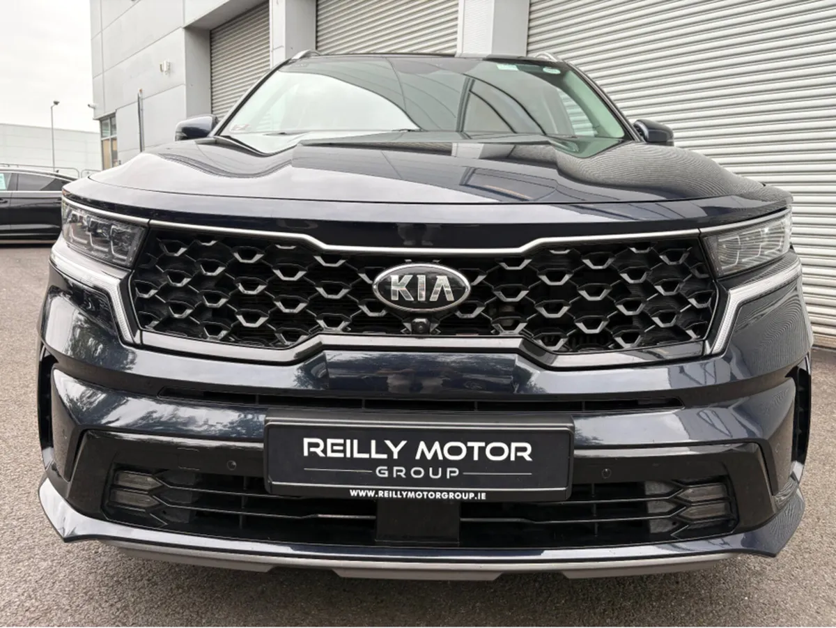 Kia Sorento 2.1 CRDI K4 AUTO 7SEATER - Image 2
