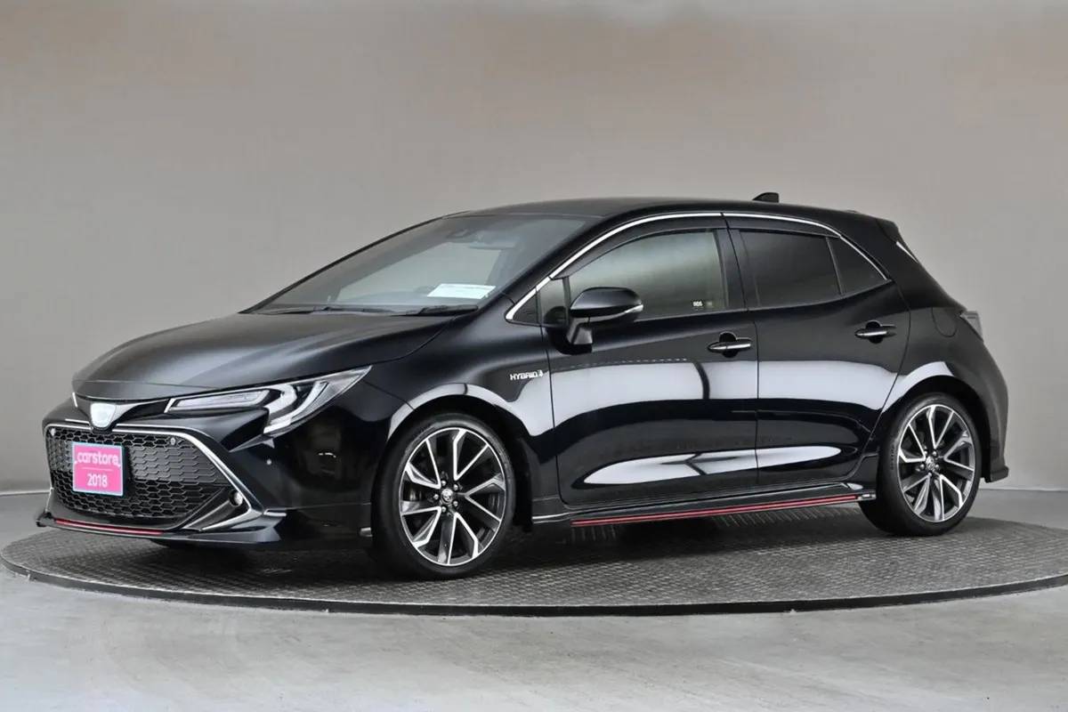 Toyota Corolla 1.8 Hybrid Sport 5DR  10  Android - Image 4