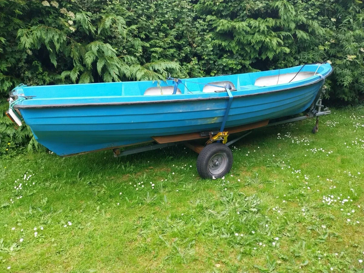 18ft OSM Boat, Trailer & 5HP Honda engine Package - Image 3