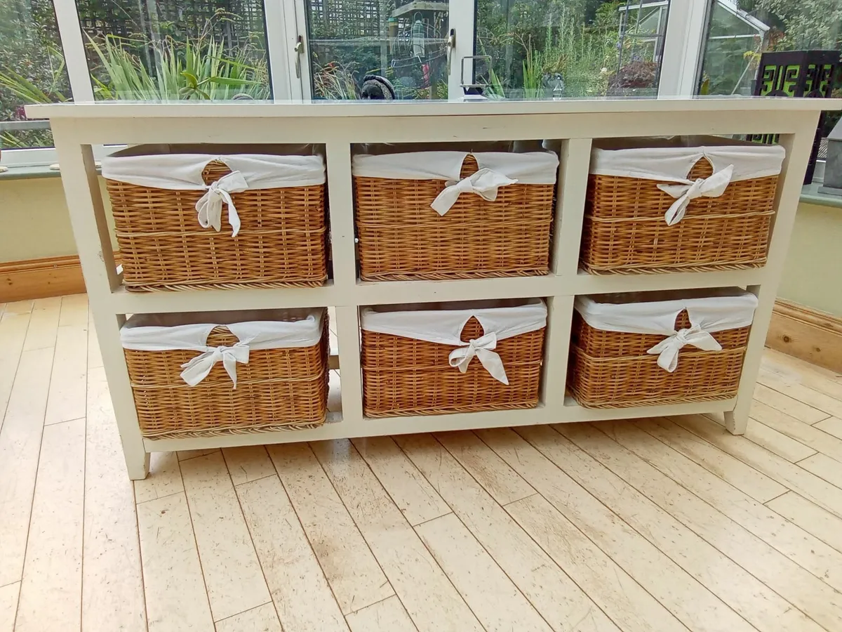 Basket drawer unit - Image 1