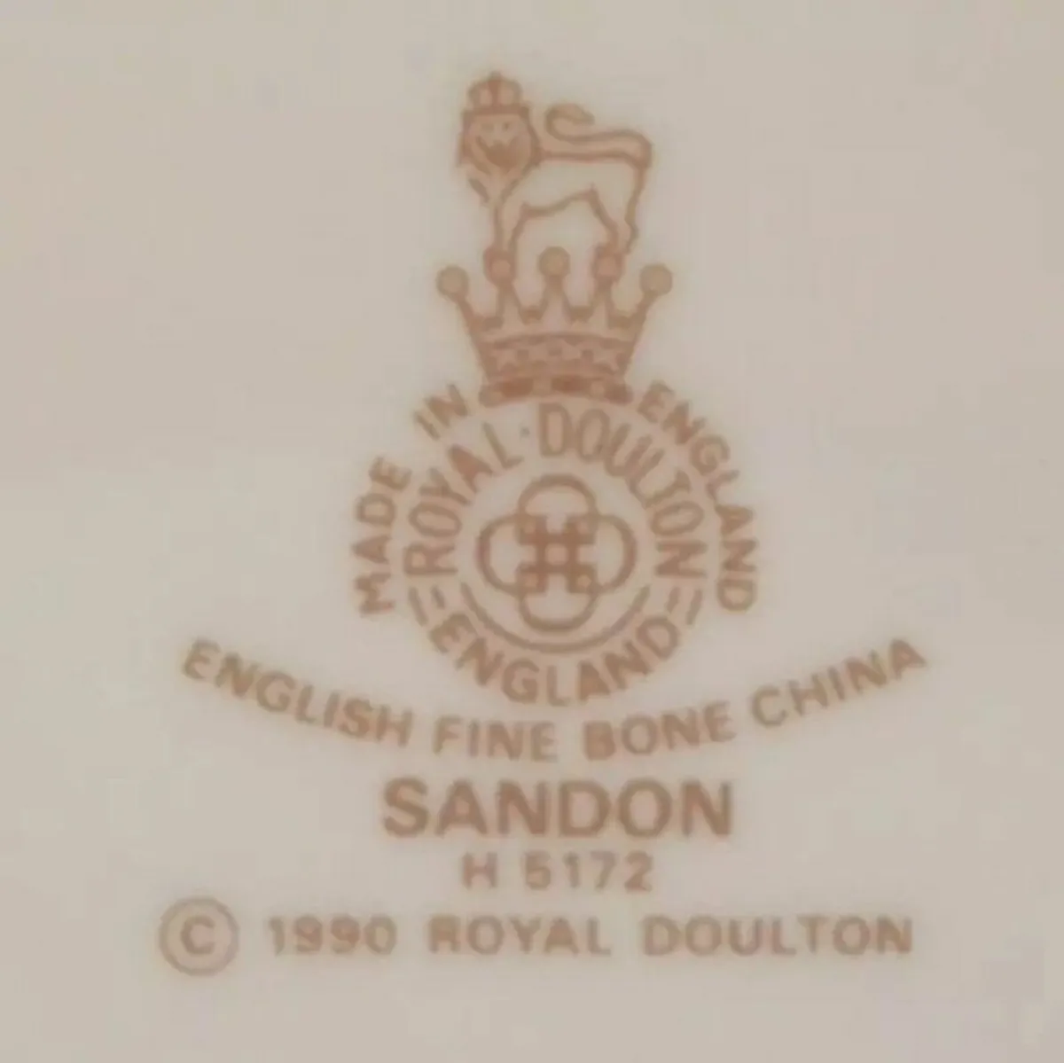 Vintage Authentic Royal Doulton 'Sandon' Tea Pot - Image 3