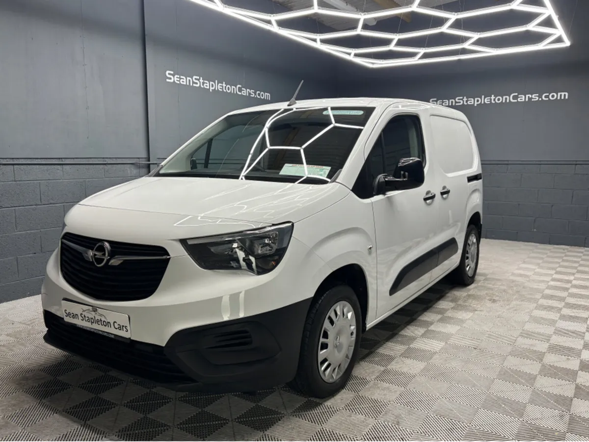 Opel Combo L1H1-1.5 100PS6SPEED-1.5 100PS/BERLINGO - Image 1