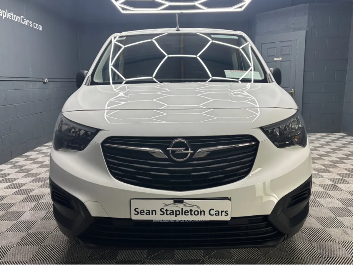 Opel Combo L1H1-1.5 100PS6SPEED-1.5 100PS/BERLINGO - Image 4
