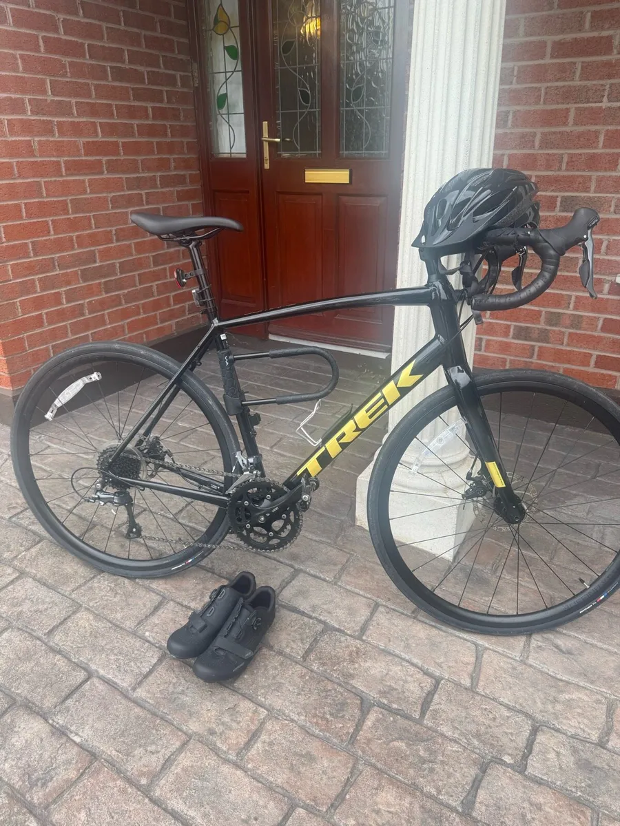 Trek Domane AL 2 race road bike - Image 3