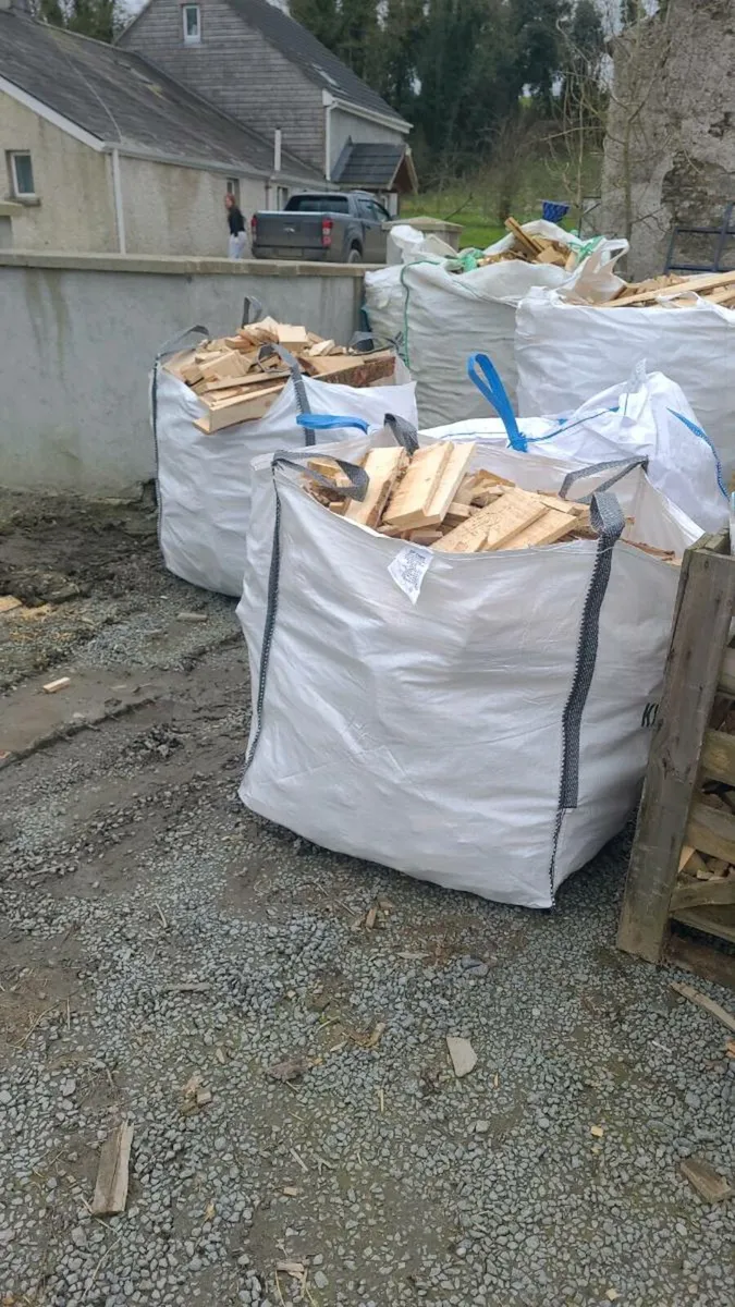 Off cuts of clean timber