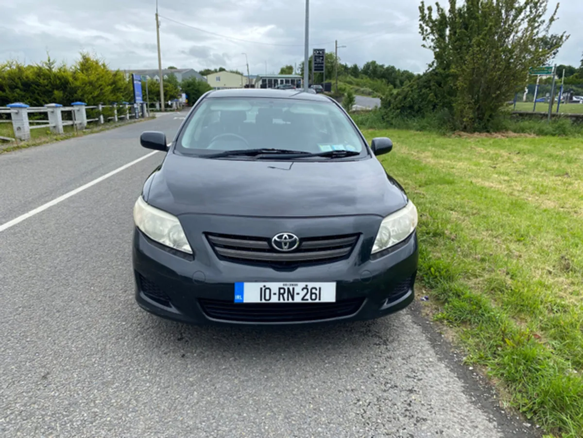 Toyota Corolla RC 1.4 D-4D TERRA 4DR - Image 2