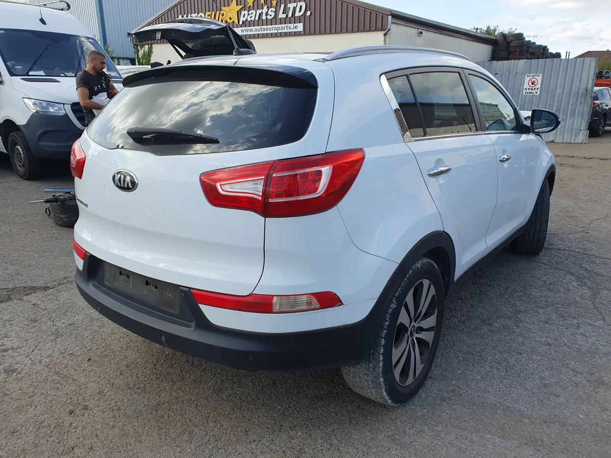 13 KIA SPORTAGE  1.7 CRDI	(D4FDD) FOR BREAKING - Image 4