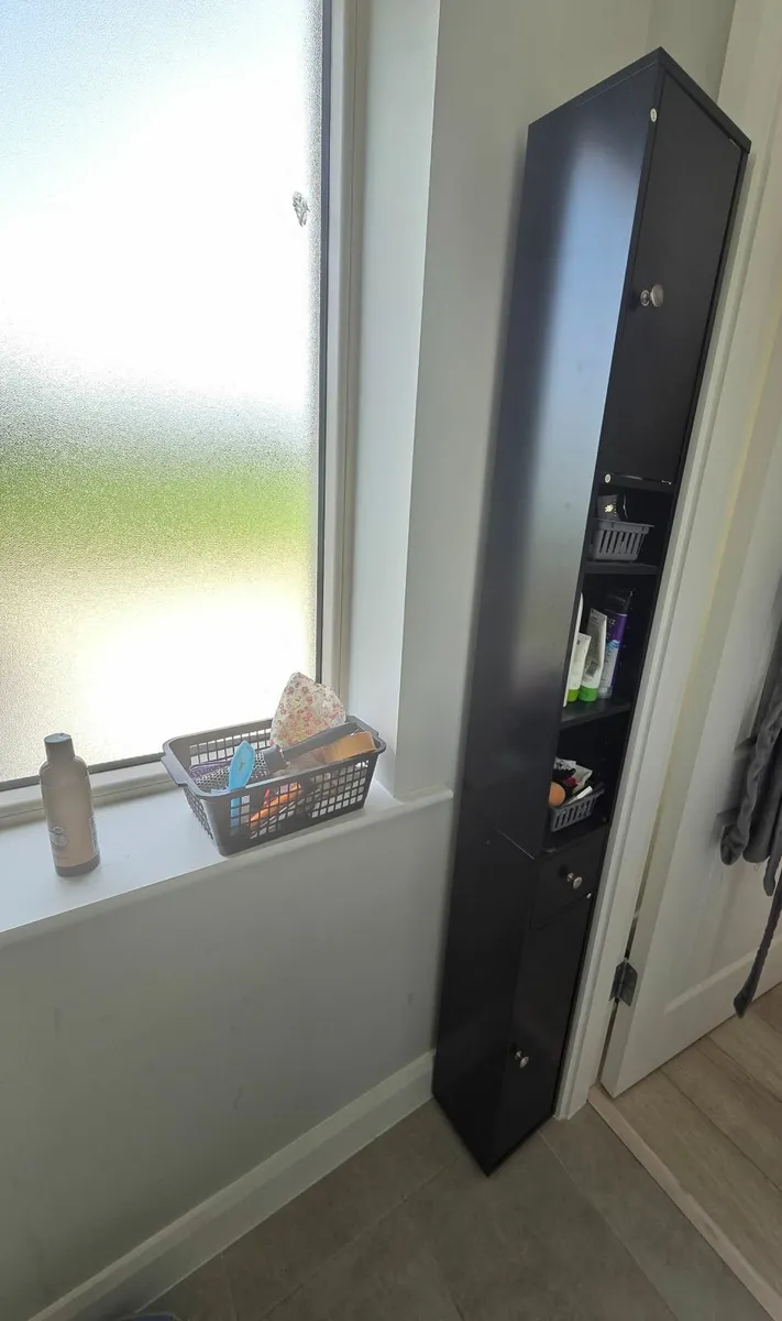 Cabinet - Image 3
