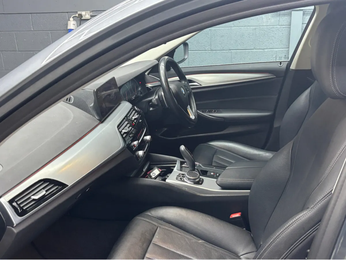 BMW 5-Series D JF32 4DR AUTO SE - Image 2
