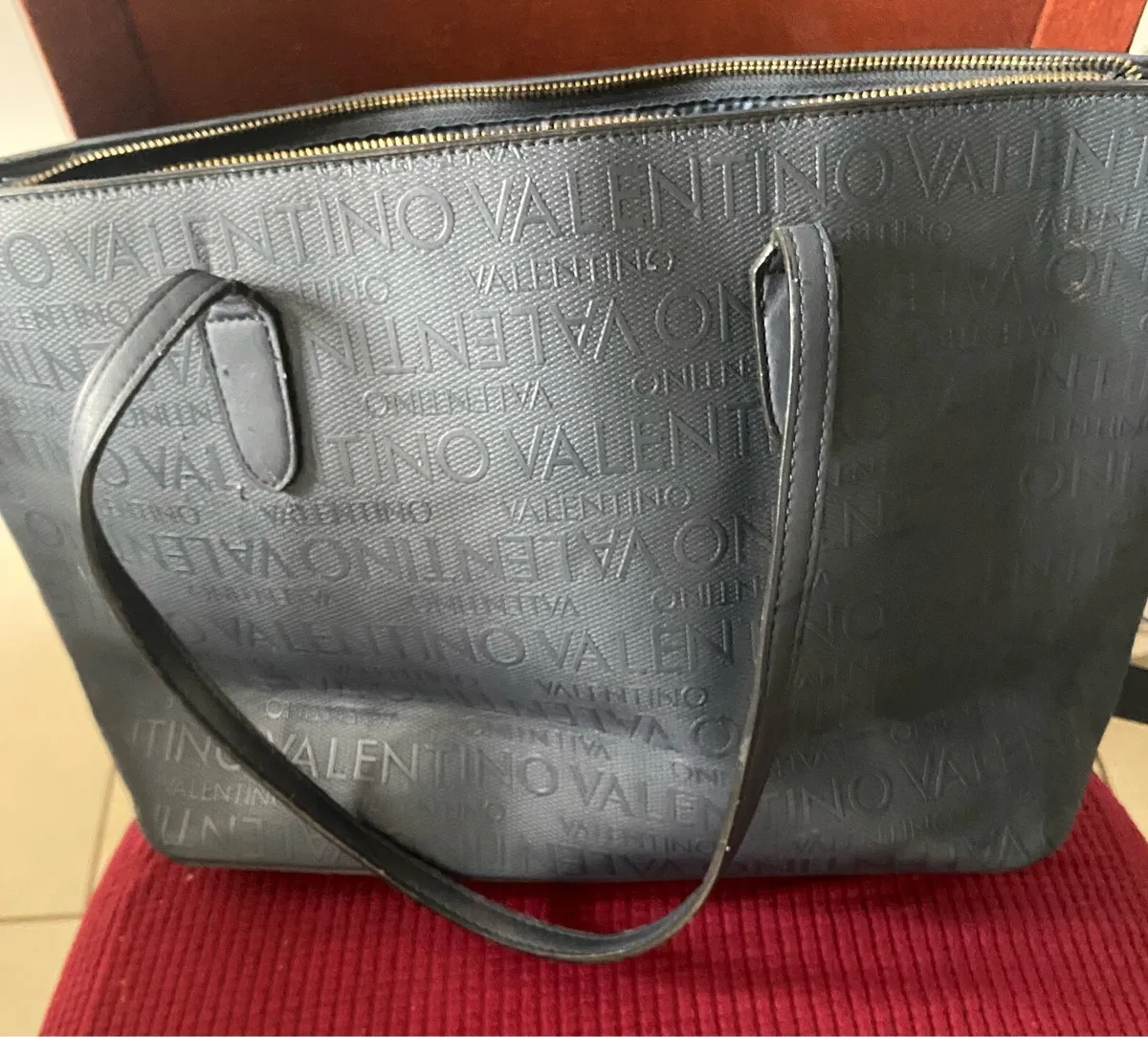 Large Valentino Shoulder Bag - Image 2