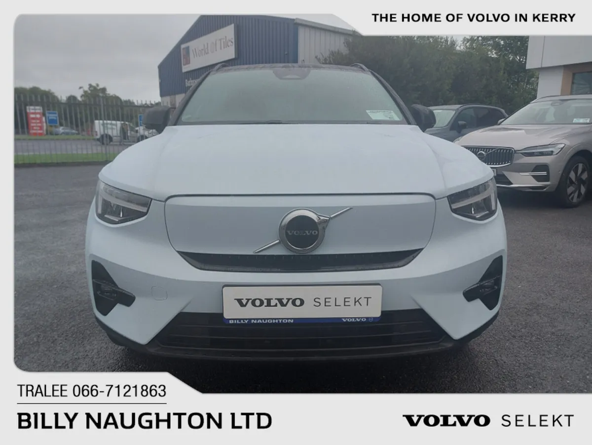 Volvo XC40 RCHRG PLUS EX-T RNG 5DR AUTO - Image 4