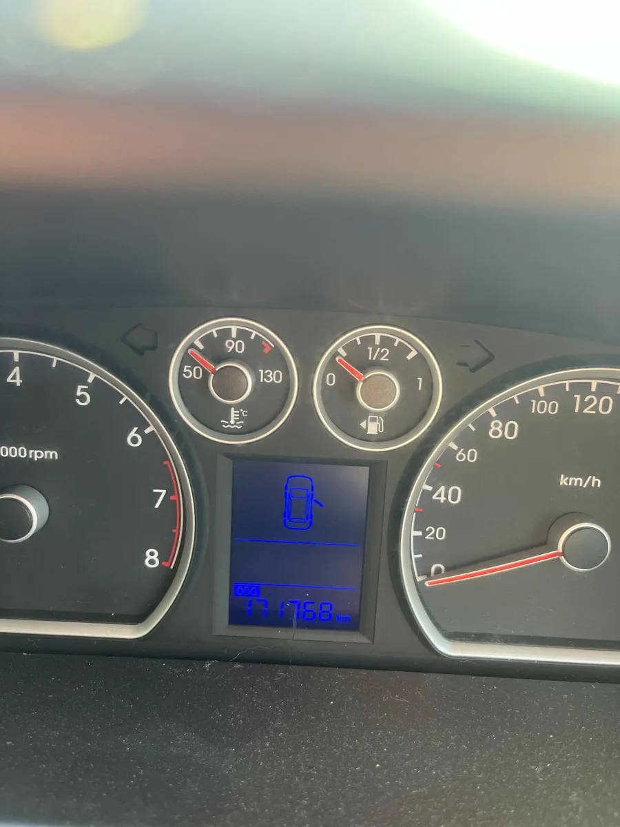 Hyundai i30 2008 - Image 2