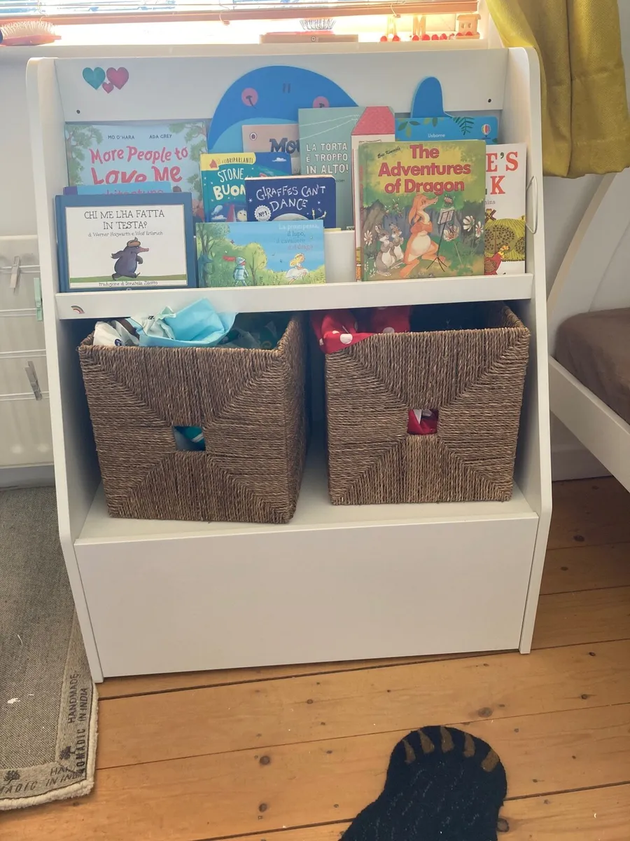 BERGIG Book display with storage, white - Image 2