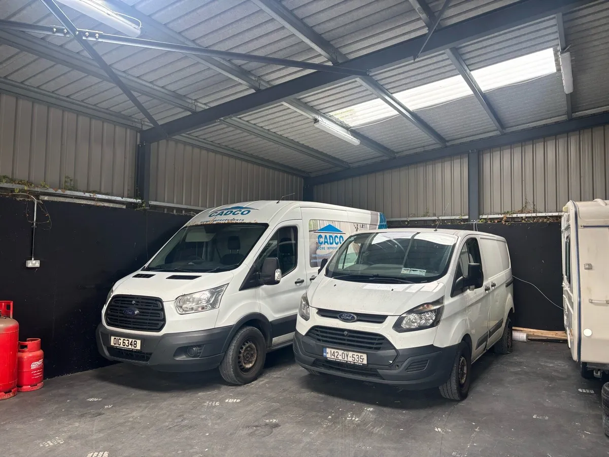2 Transit vans for parts - Image 1