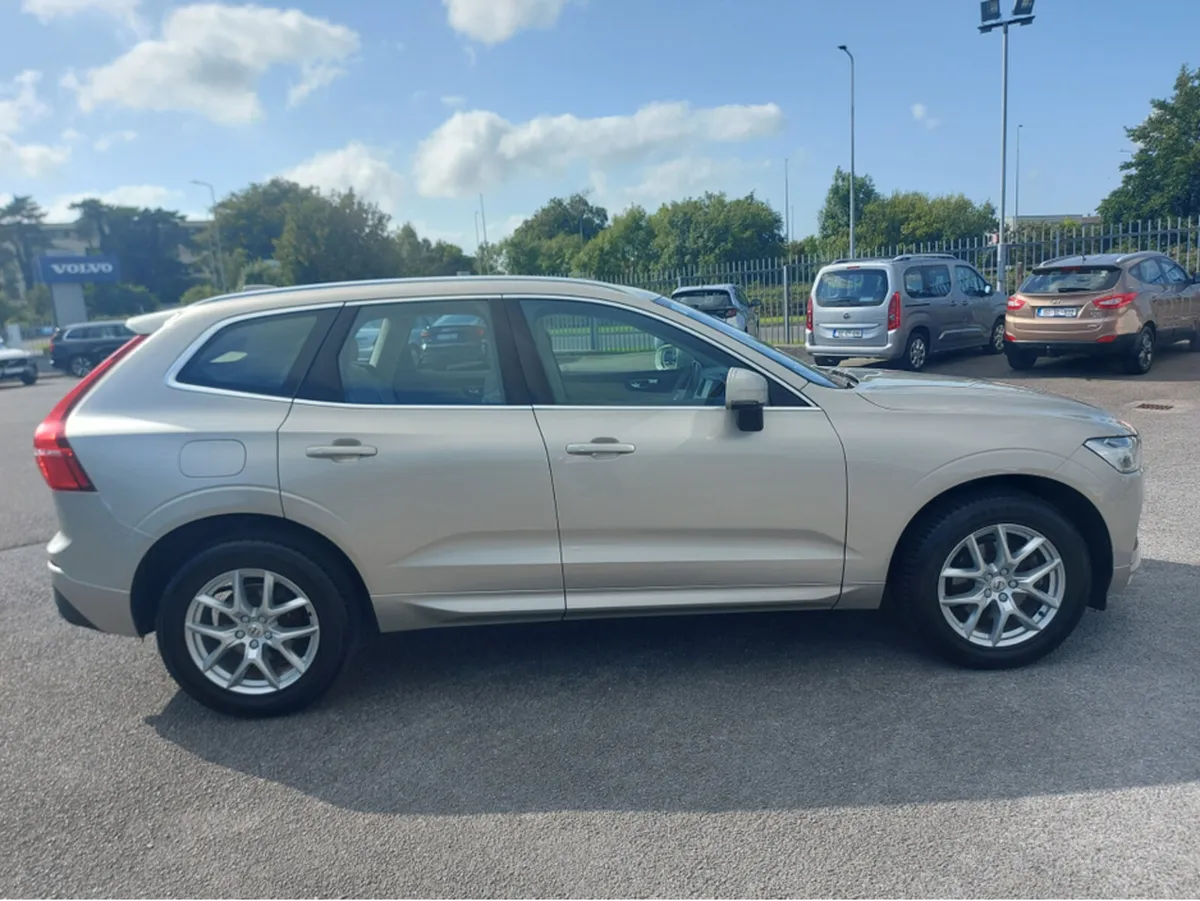 Volvo XC60 D4 AWD MOMENTUM AT 5DR AUTO - Image 4
