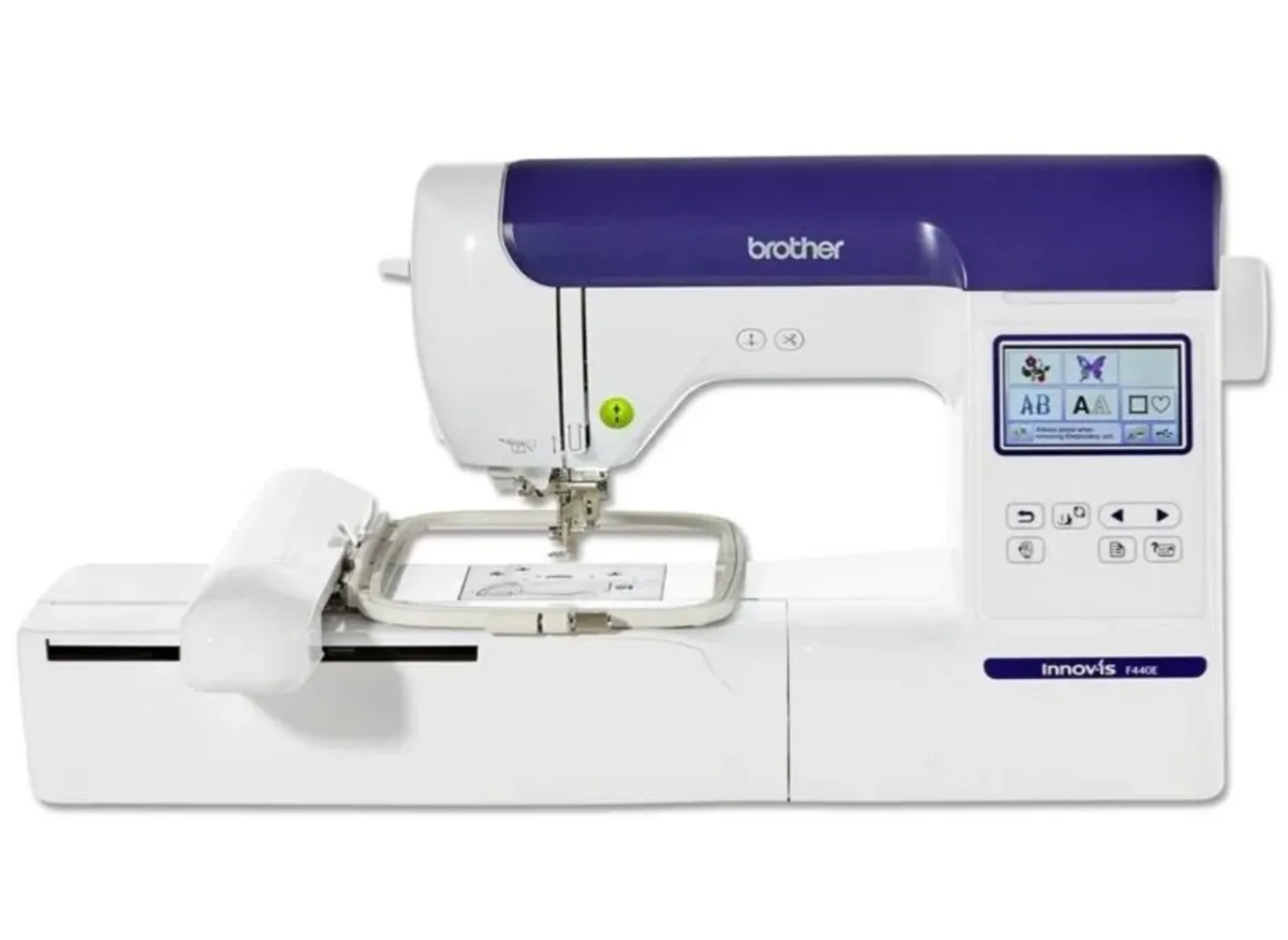 Embroidery machine - Image 1