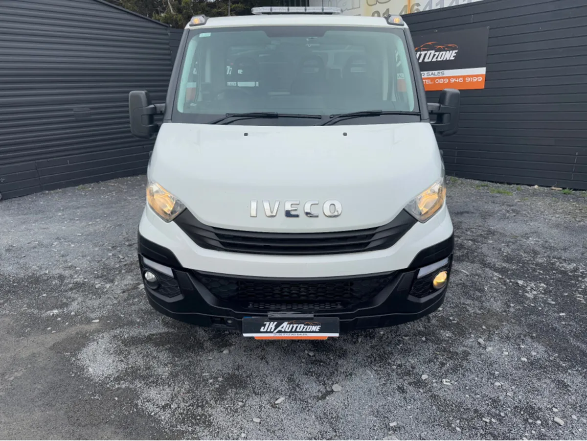 Iveco Daily 3.5 T RECOVERY TRUCK - Image 2