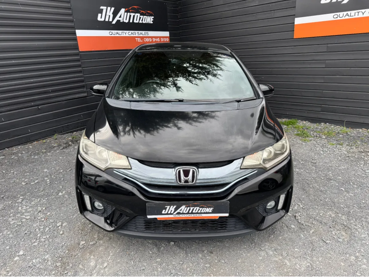 Honda Fit 1.5 HYBRID AUTO 5DR - Image 2