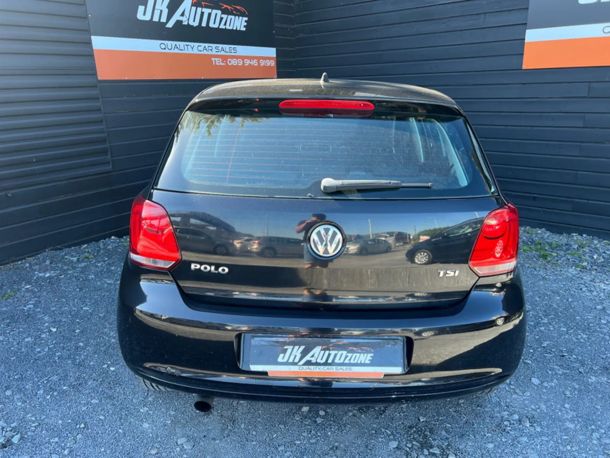 Volkswagen Polo 1.2 TSI AUTO 5DR - Image 4