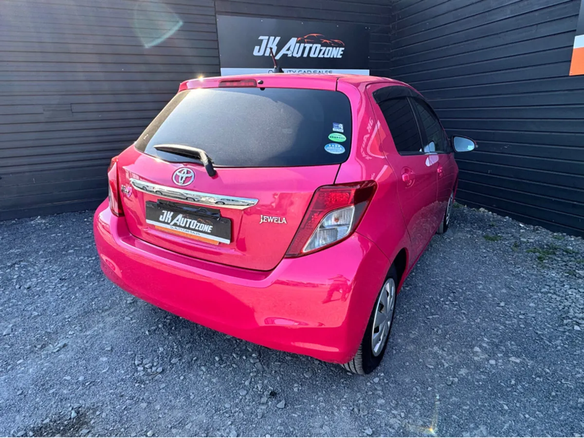 Toyota Yaris 1.0 VITZ JEWLA AUTO - Image 4