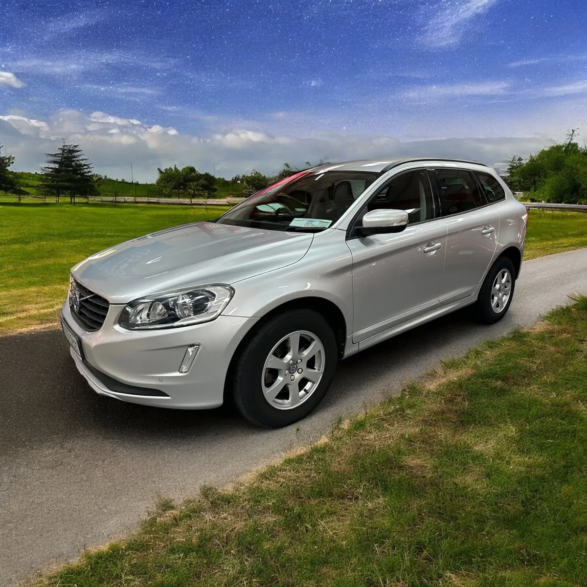 Volvo XC60 D3 (150hp) FWD ES only 88,639 miles - Image 1