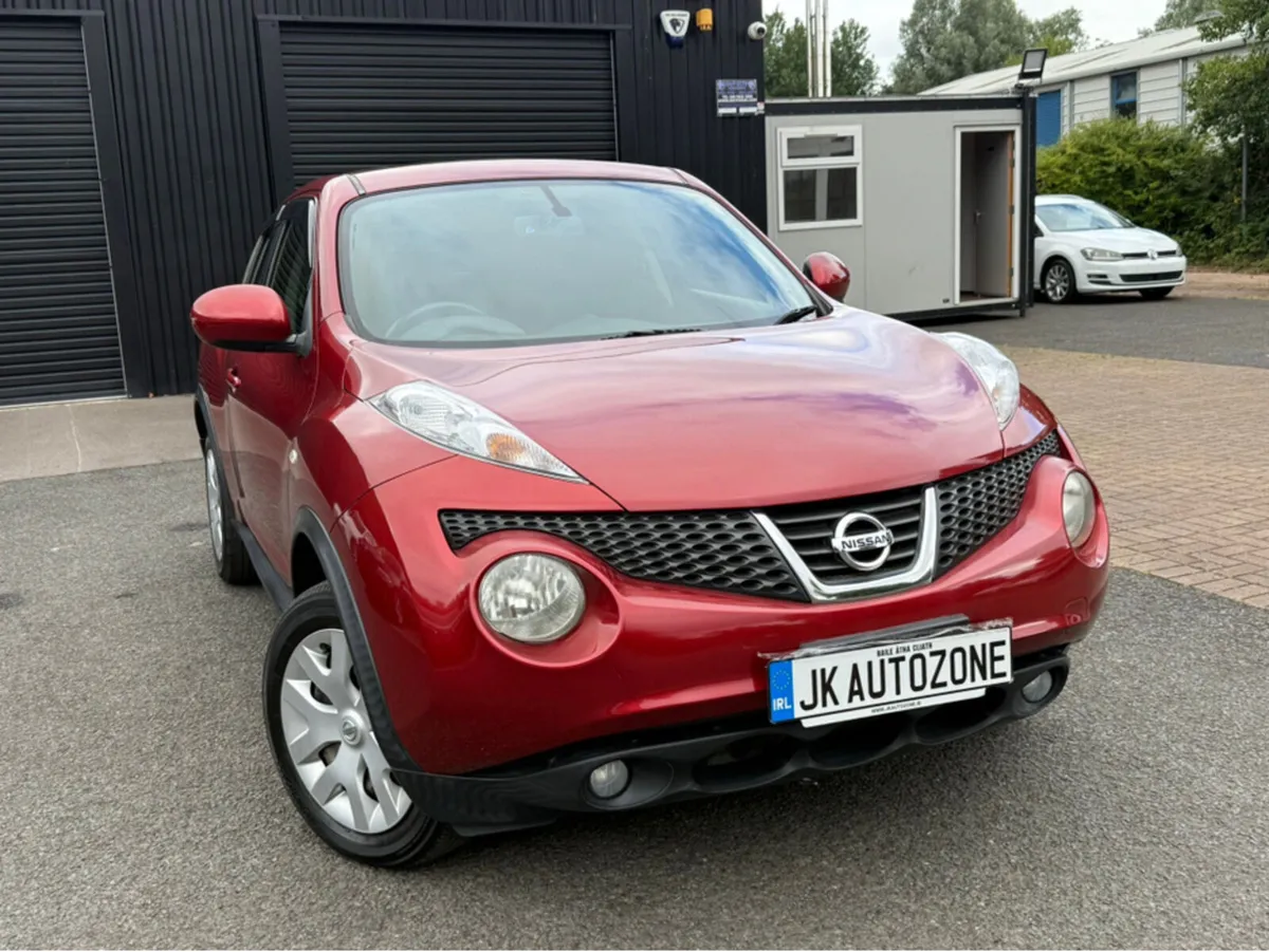 Nissan Juke 1.6 AUTO 5DR - Image 1